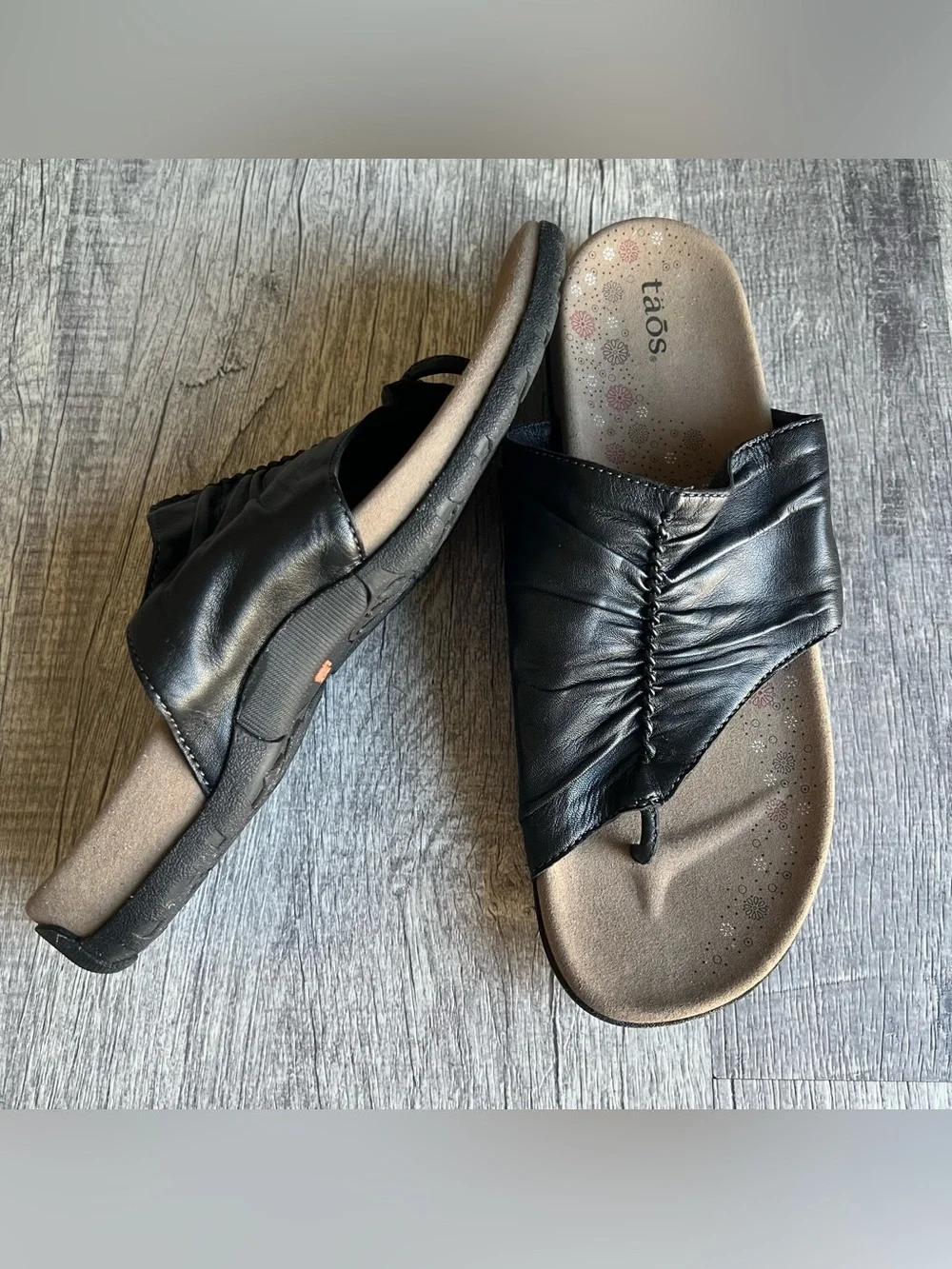 Taos Footwear soft ruched